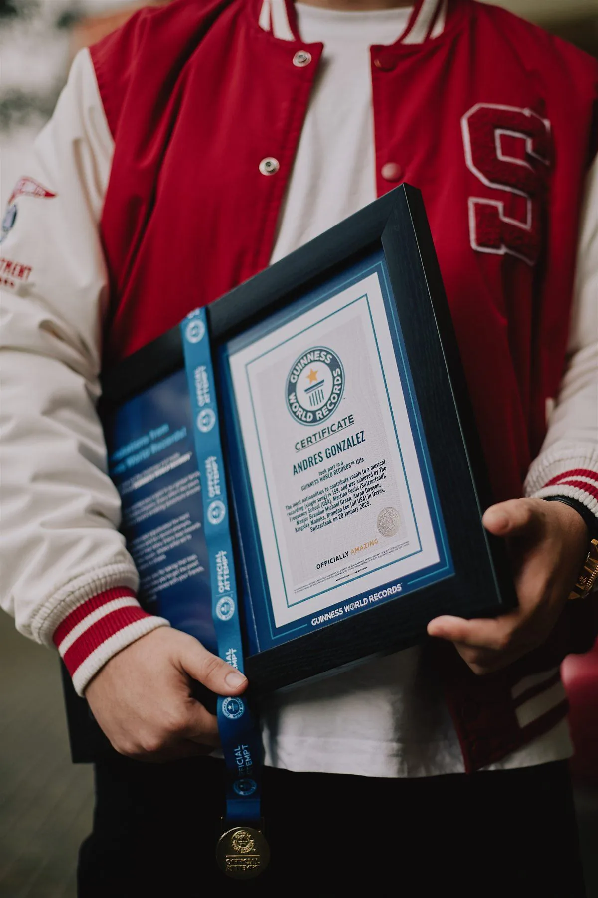 Certificado oficial Guinness World Records a nombre de Andrés González